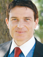 Dr. Erik Werdel Dr. Erik Werdel